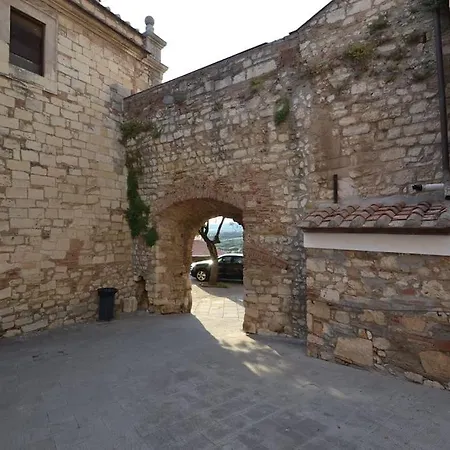 Dom wakacyjny Via Del Castello 23 *